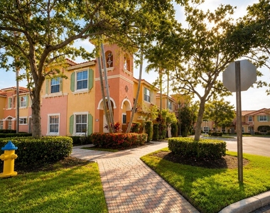 906 Sw 143rd Avenue - Photo Thumbnail 34