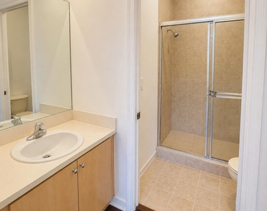 906 Sw 143rd Avenue - Photo Thumbnail 14