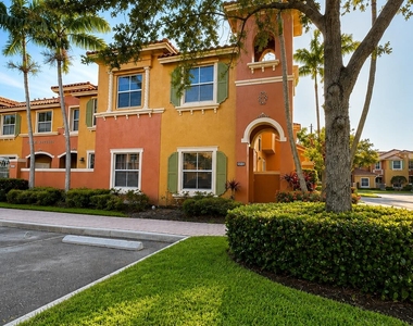 906 Sw 143rd Avenue - Photo Thumbnail 28