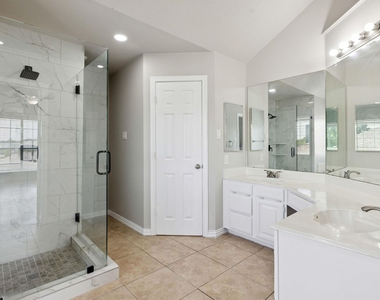 344 Parkview Drive - Photo Thumbnail 22
