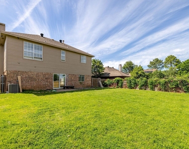 344 Parkview Drive - Photo Thumbnail 28