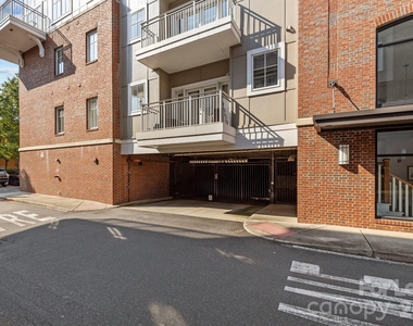 1903 Kenilworth Avenue - Photo Thumbnail 29