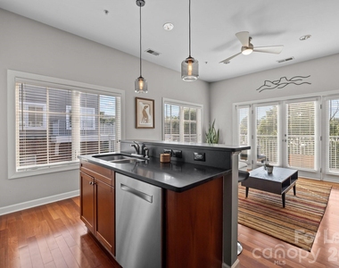 1903 Kenilworth Avenue - Photo Thumbnail 18