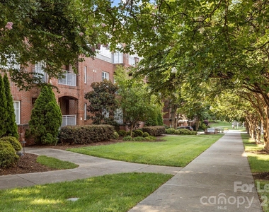 1903 Kenilworth Avenue - Photo Thumbnail 34