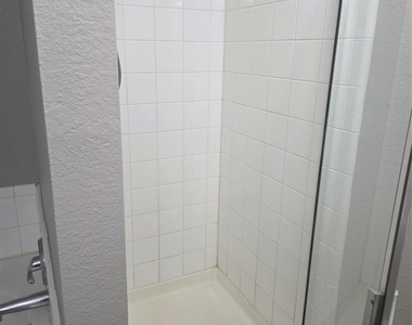 704 Linden Avenue - Photo Thumbnail 14