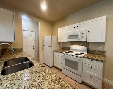 7407 Novella Drive - Photo Thumbnail 5