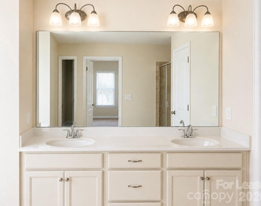 107 Dellbrook Street - Photo Thumbnail 11