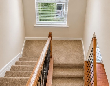 107 Dellbrook Street - Photo Thumbnail 7