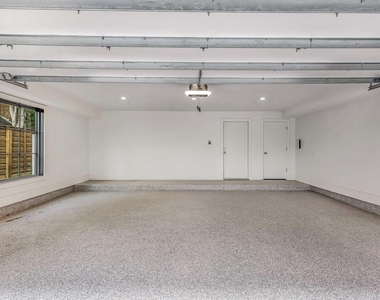 3428 Daniel Avenue - Photo Thumbnail 31