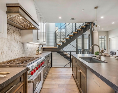3428 Daniel Avenue - Photo Thumbnail 14