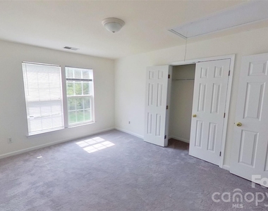 2014 Rosewater Lane - Photo Thumbnail 10