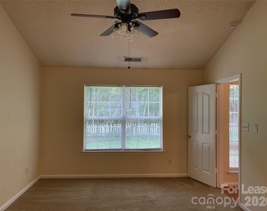11624 Larix Drive - Photo Thumbnail 19