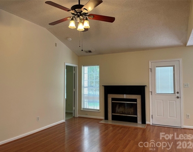 11624 Larix Drive - Photo Thumbnail 17