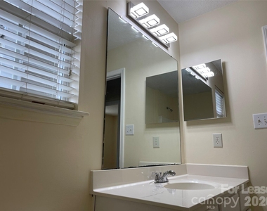11624 Larix Drive - Photo Thumbnail 13