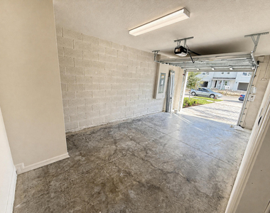 8172 Cobblestone Drive - Photo Thumbnail 19