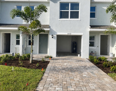 8172 Cobblestone Drive - Photo Thumbnail 1