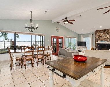 124 Harbor Drive - Photo Thumbnail 13