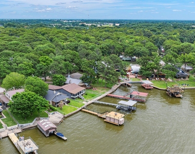 124 Harbor Drive - Photo Thumbnail 24