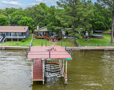 124 Harbor Drive - Photo Thumbnail 25
