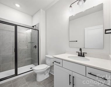 541 Mahogany Road - Photo Thumbnail 4