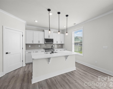 541 Mahogany Road - Photo Thumbnail 10