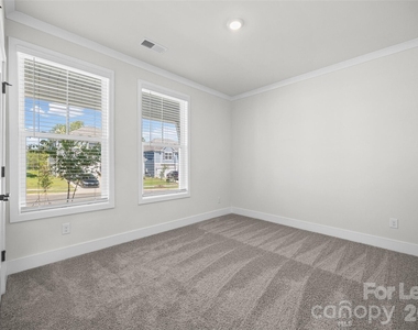 541 Mahogany Road - Photo Thumbnail 3