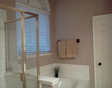 6525 Tearose Drive - Photo Thumbnail 15