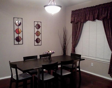 6525 Tearose Drive - Photo Thumbnail 9