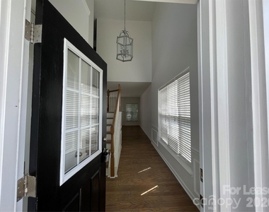 9033 Mcalwaine Preserve Avenue - Photo Thumbnail 2