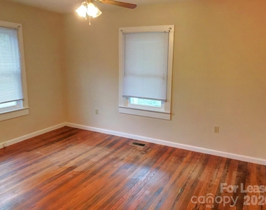 1373 Mount Ulla Highway - Photo Thumbnail 6