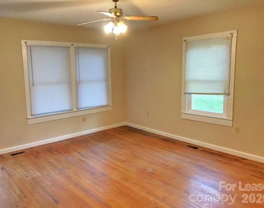 1373 Mount Ulla Highway - Photo Thumbnail 2