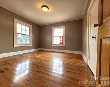 214 Salisbury Road - Photo Thumbnail 2