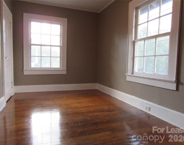 214 Salisbury Road - Photo Thumbnail 6