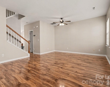2029 Kegsworth Drive - Photo Thumbnail 3
