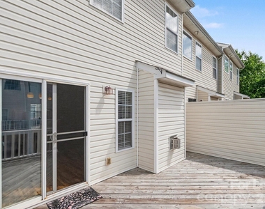 2029 Kegsworth Drive - Photo Thumbnail 21