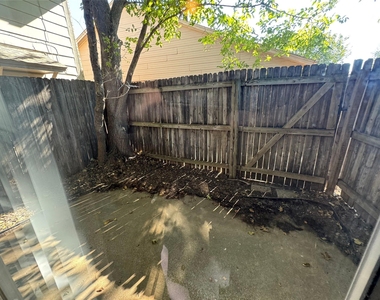 3514 Smith Barry Road - Photo Thumbnail 15