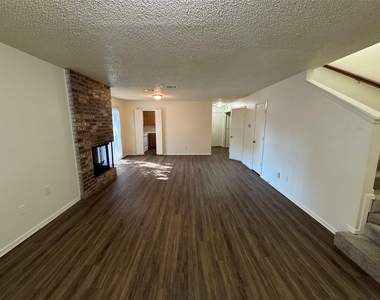 3514 Smith Barry Road - Photo Thumbnail 5