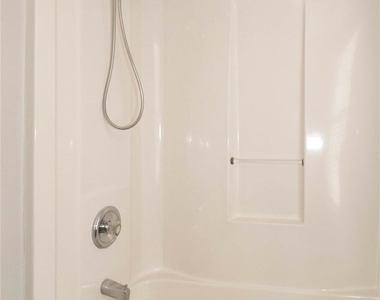 771 Rebecca Jane Drive - Photo Thumbnail 5