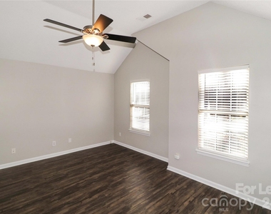 771 Rebecca Jane Drive - Photo Thumbnail 23