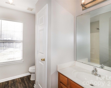 771 Rebecca Jane Drive - Photo Thumbnail 4
