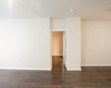 4107 Bowser Avenue - Photo Thumbnail 22