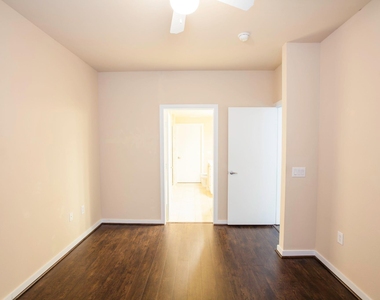 4107 Bowser Avenue - Photo Thumbnail 31