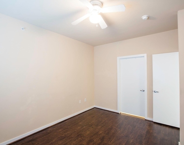 4107 Bowser Avenue - Photo Thumbnail 28