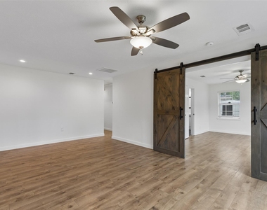 2519 Maverick Avenue - Photo Thumbnail 3