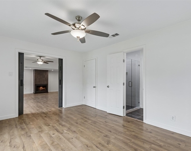 2519 Maverick Avenue - Photo Thumbnail 6