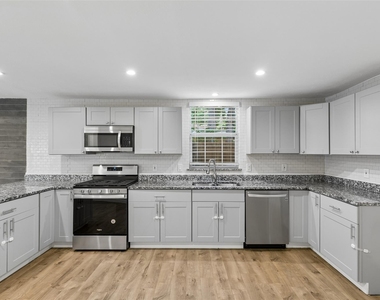 2519 Maverick Avenue - Photo Thumbnail 14