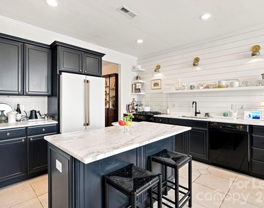 205 Caldwell Lane - Photo Thumbnail 8