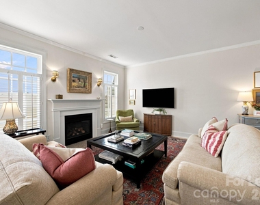 205 Caldwell Lane - Photo Thumbnail 5