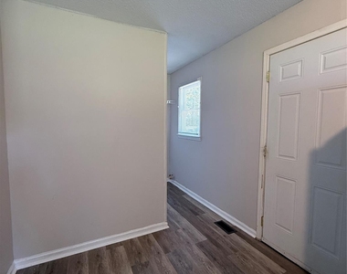 117 Peaceful Plains Lane - Photo Thumbnail 4