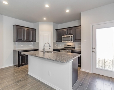 2112 River Pine Road - Photo Thumbnail 8
